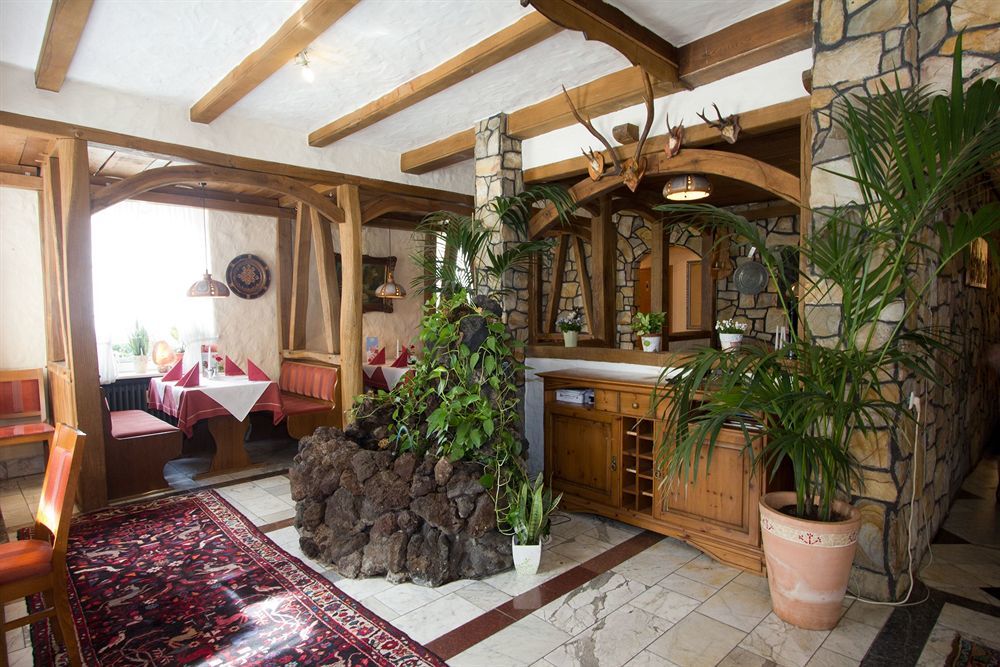Hotel Rhein-Mosel-View Urbar  Екстер'єр фото